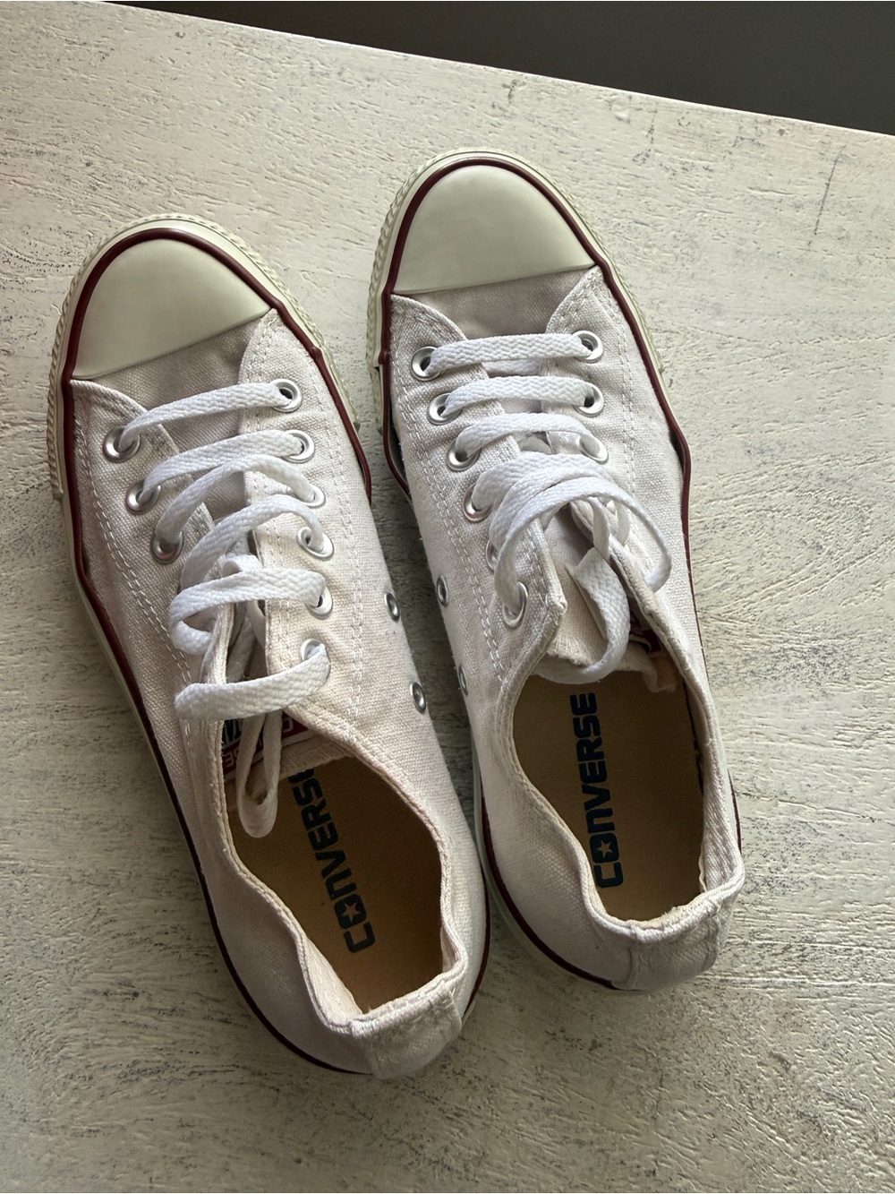 Converse Chuck Taylor All Star Low Top Sneakers
